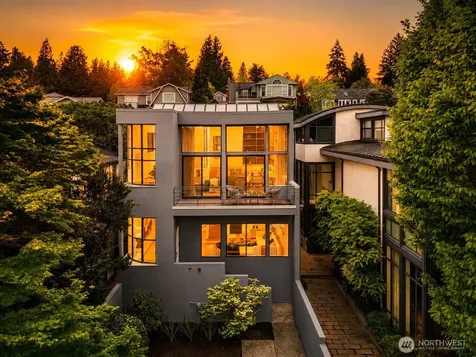 1419 Mcgilvra Boulevard E Seattle WA 98112