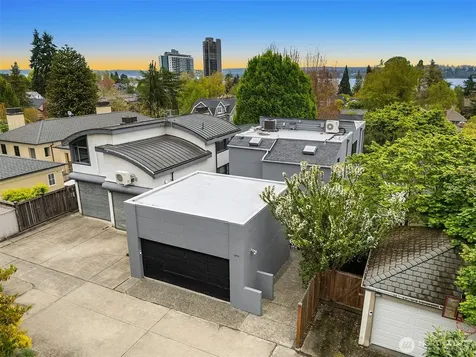 1419 Mcgilvra Boulevard E Seattle WA 98112