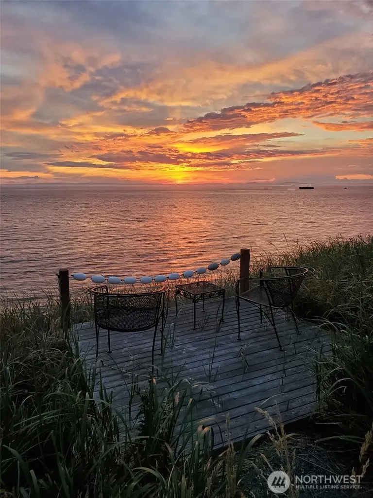 813 Bergwacht Place Coupeville WA 98239