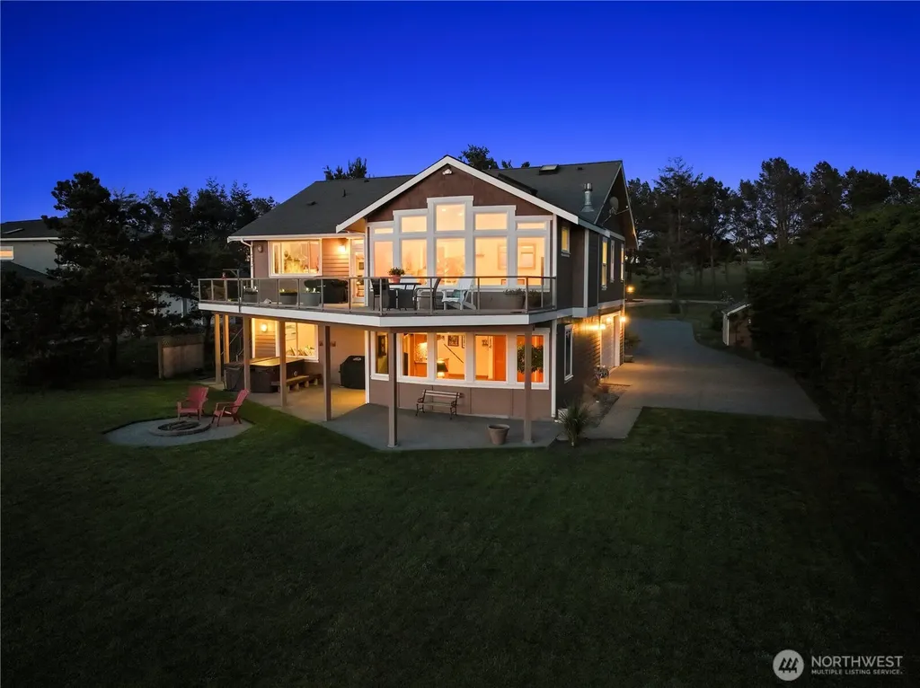813 Bergwacht Place Coupeville WA 98239