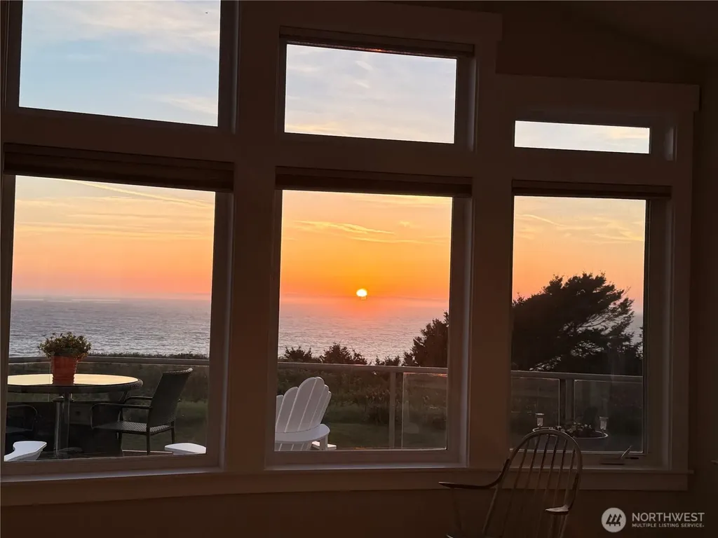 813 Bergwacht Place Coupeville WA 98239