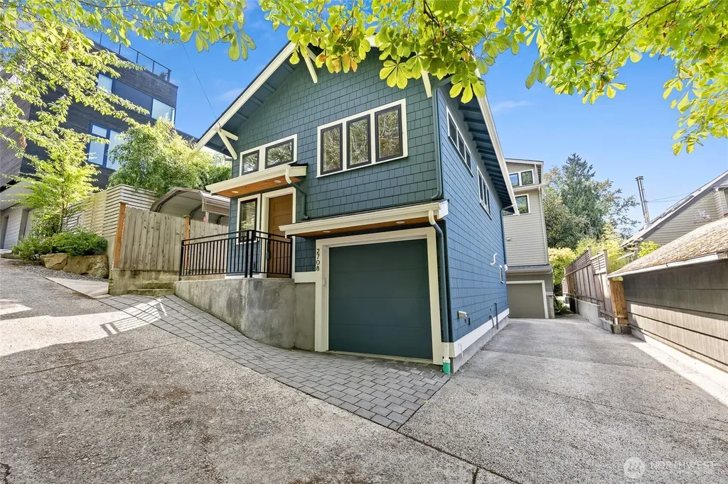 2708 1st Avenue W Seattle WA 98119