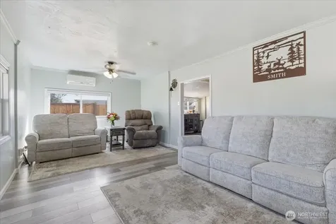 311 Federal Avenue Grand Coulee WA 99133