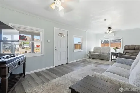 311 Federal Avenue Grand Coulee WA 99133