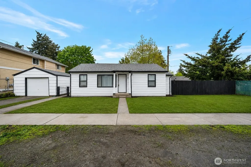 904 B Street SE Auburn WA 98002
