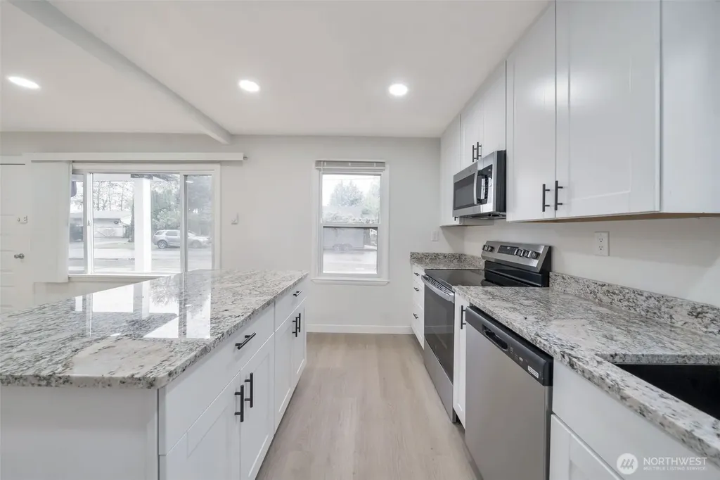 904 B Street SE Auburn WA 98002