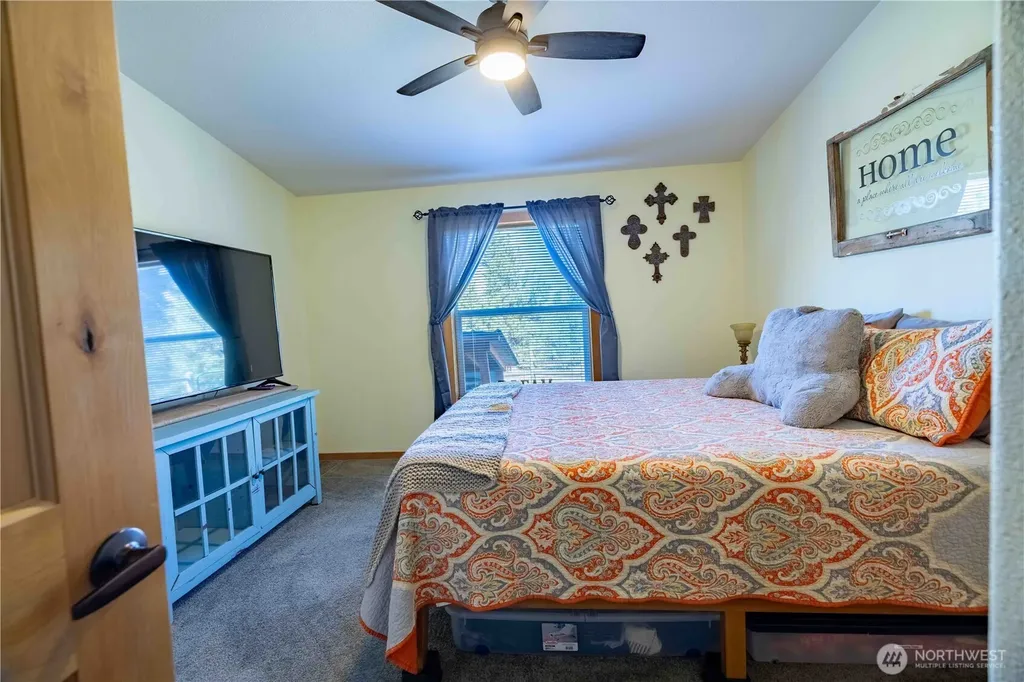 23 Razor Road Tonasket WA 98855