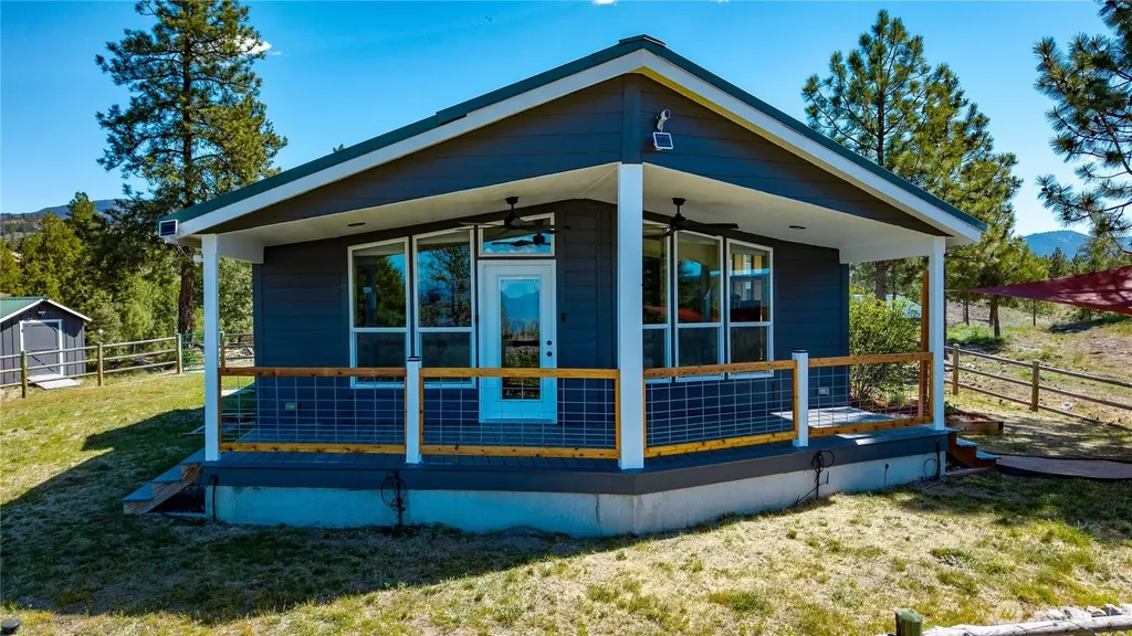 23 Razor Road Tonasket WA 98855