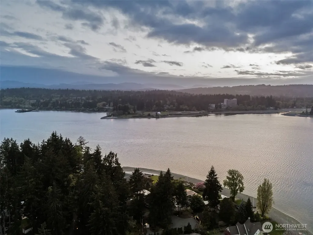 3021 Marine Drive Bremerton WA 98312
