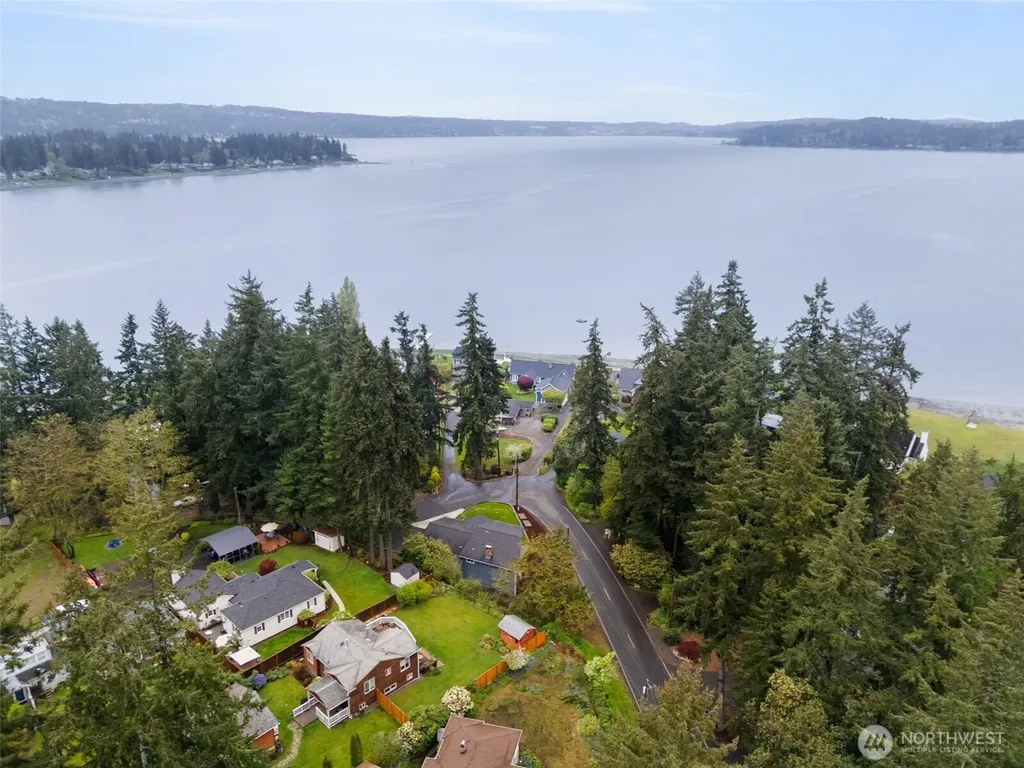 3021 Marine Drive Bremerton WA 98312