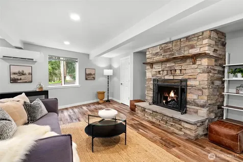 3021 Marine Drive Bremerton WA 98312