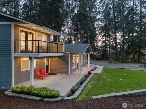 3021 Marine Drive Bremerton WA 98312