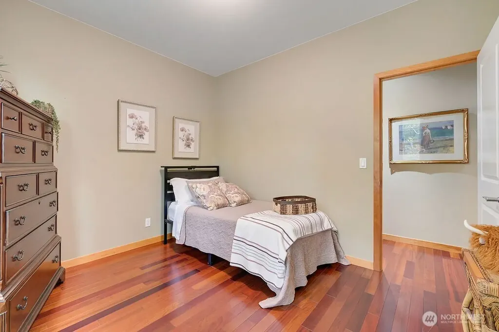 50 Rainier Lane Port Ludlow WA 98365
