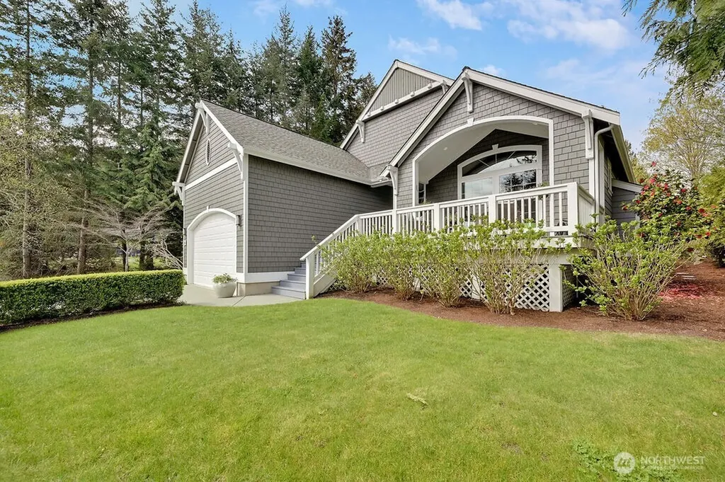 50 Rainier Lane Port Ludlow WA 98365