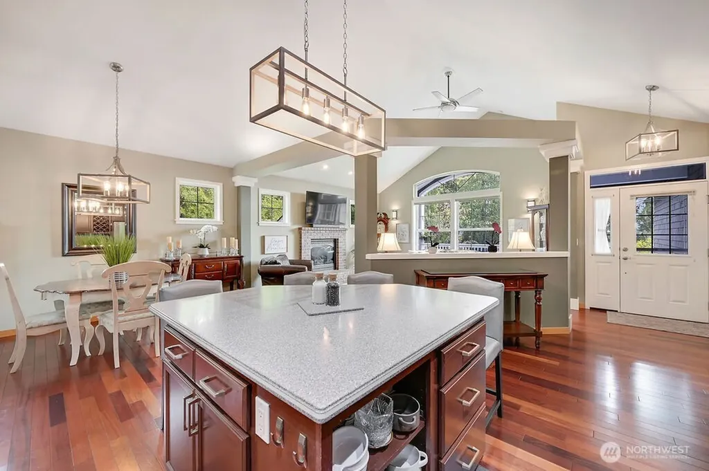 50 Rainier Lane Port Ludlow WA 98365