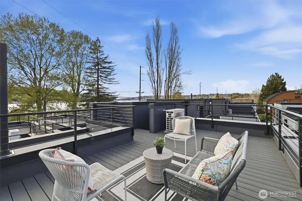 2012 Fairview Avenue E Seattle WA 98102