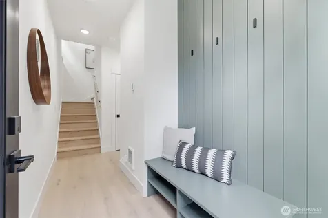 2012 Fairview Avenue E Seattle WA 98102