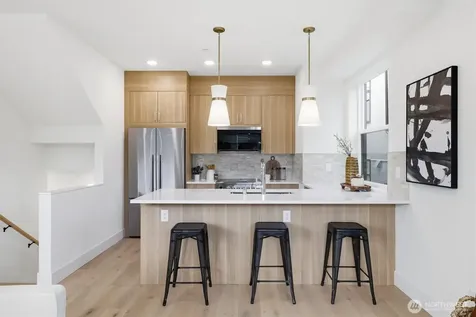 2012 Fairview Avenue E Seattle WA 98102