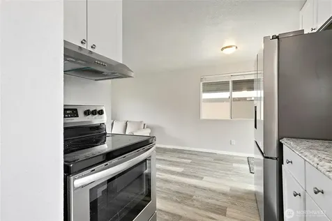 30657 1st Place SW Federal Way WA 98023