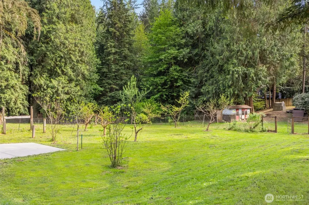19442 NE 166th Place Woodinville WA 98077