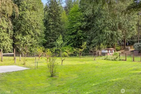 19442 NE 166th Place Woodinville WA 98077