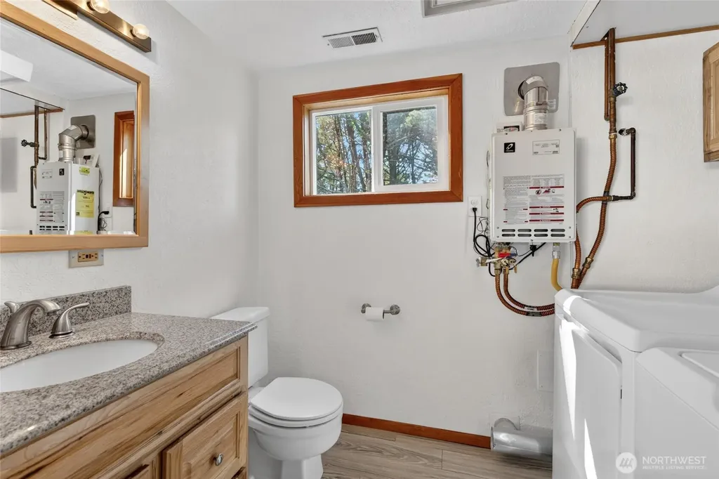 1200 232nd Lane Ocean Park WA 98640