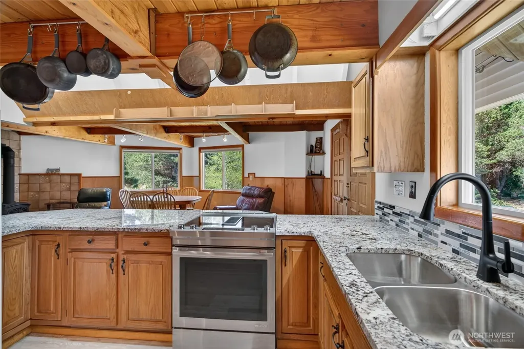 1200 232nd Lane Ocean Park WA 98640