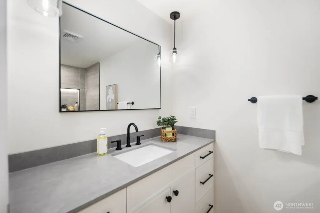 8110 68th Avenue SW Lakewood WA 98499