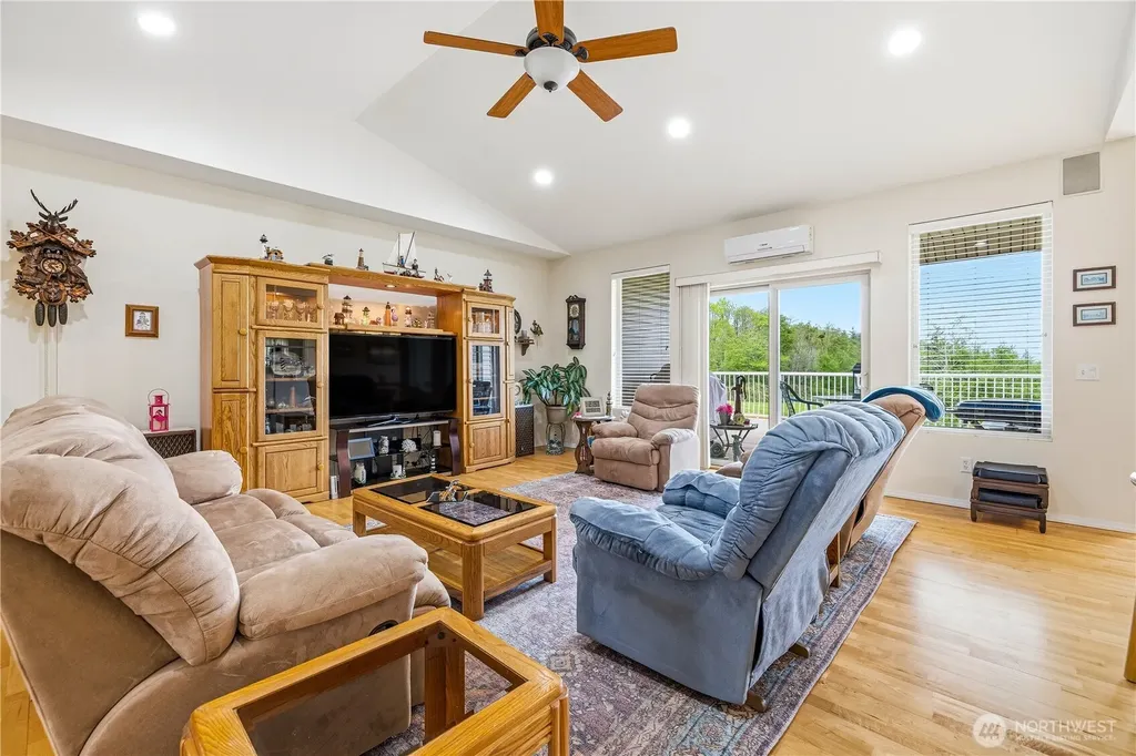 2700 Brown Road Ferndale WA 98248