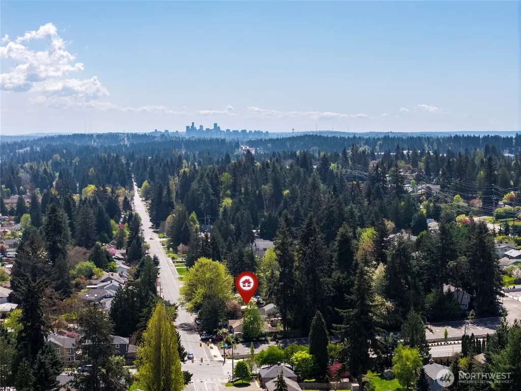 17427 10th Avenue NE Shoreline WA 98155