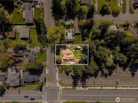 17427 10th Avenue NE Shoreline WA 98155