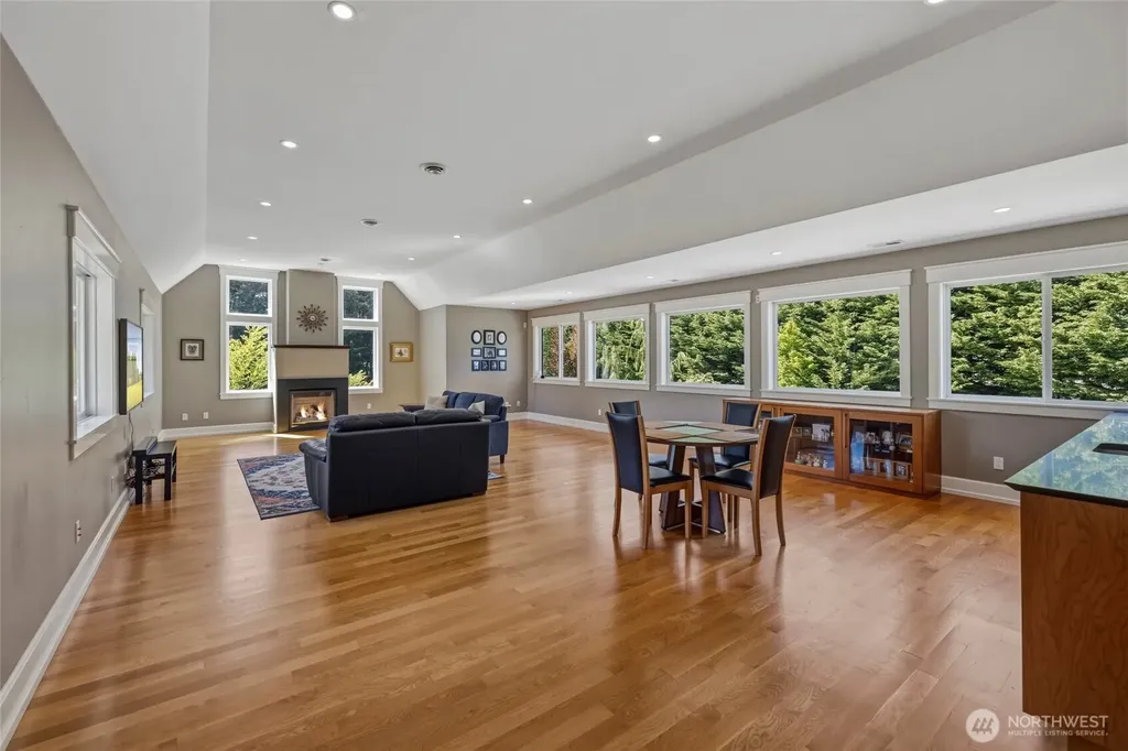 7265 Linda Lane Clinton WA 98236