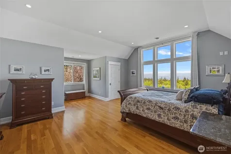 7265 Linda Lane Clinton WA 98236