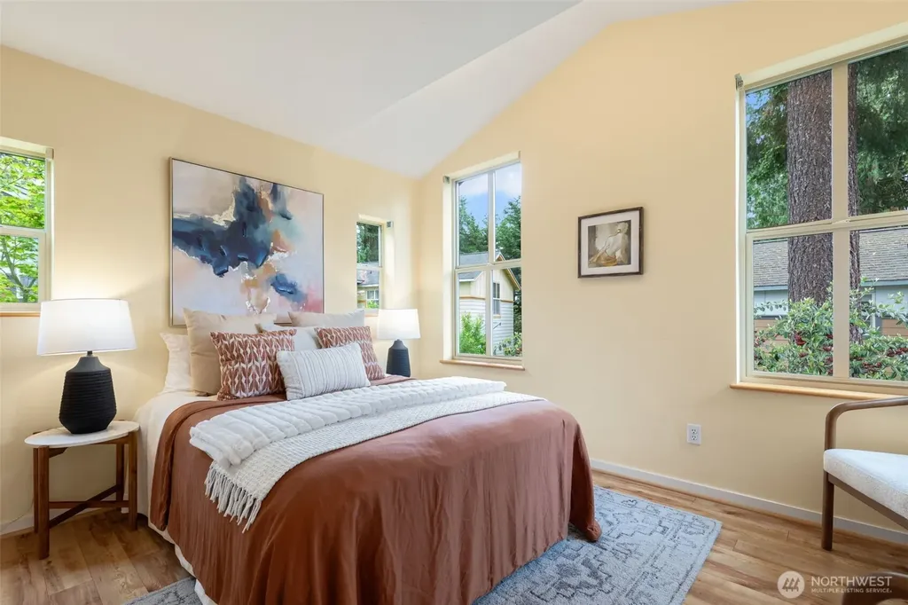 20215 15th Avenue NW Shoreline WA 98177