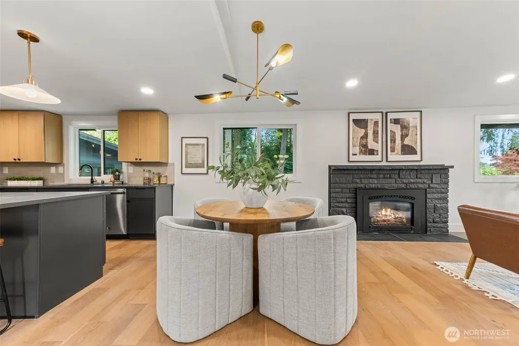 12334 SE 23rd Place Bellevue WA 98005
