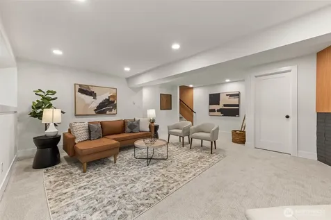 12334 SE 23rd Place Bellevue WA 98005