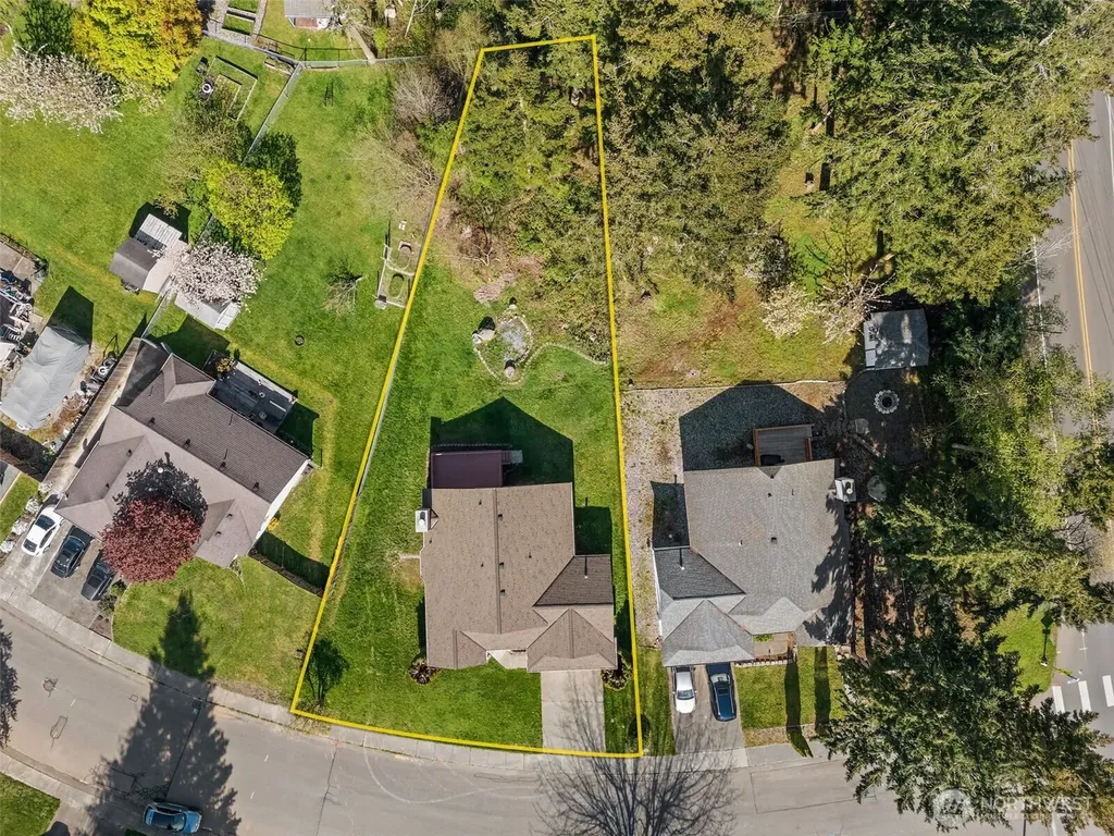 70 SW Roeder Drive Oak Harbor WA 98277