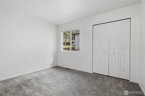 70 SW Roeder Drive Oak Harbor WA 98277