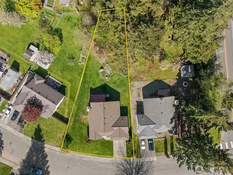 70 SW Roeder Drive Oak Harbor WA 98277