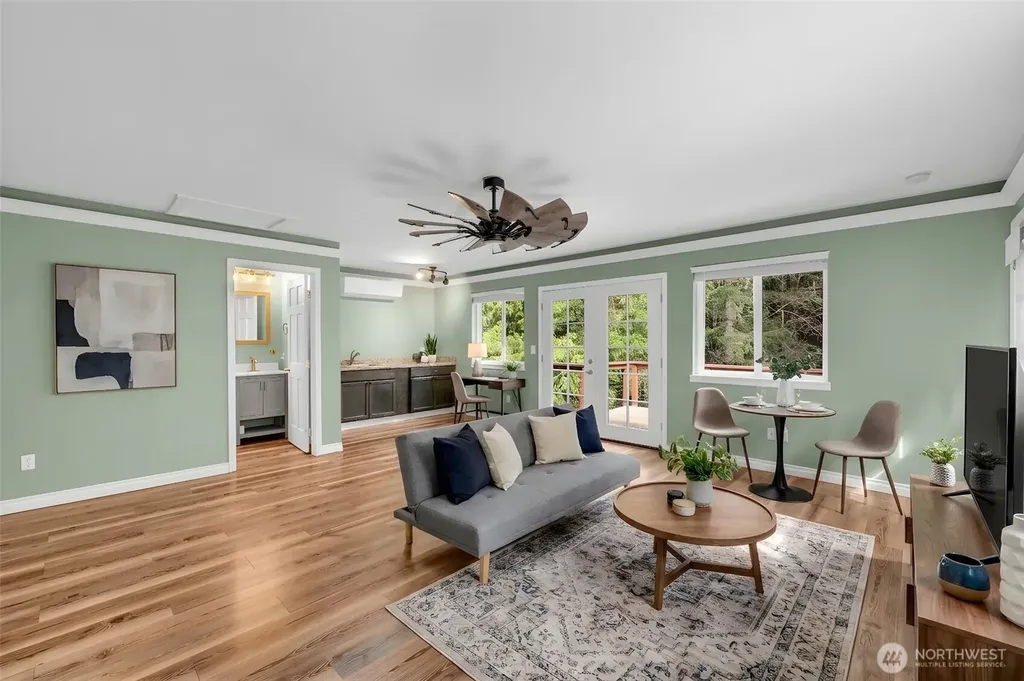 1038 NE Blue Ridge Drive Poulsbo WA 98370