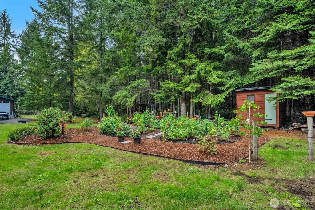 1038 NE Blue Ridge Drive Poulsbo WA 98370