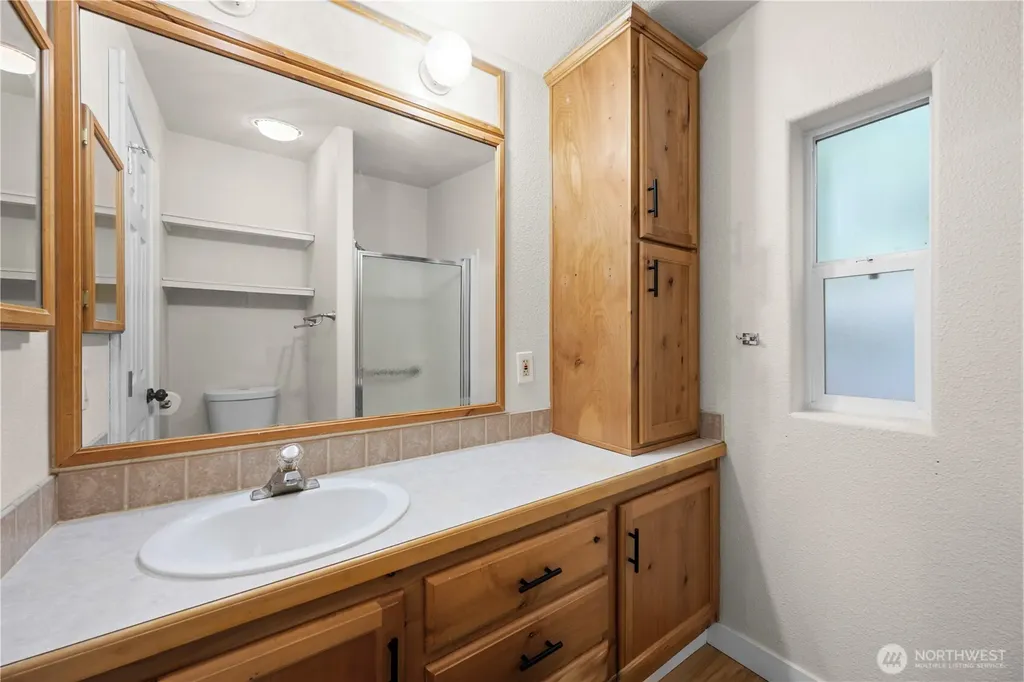 17921 644th Avenue NE Baring WA 98251