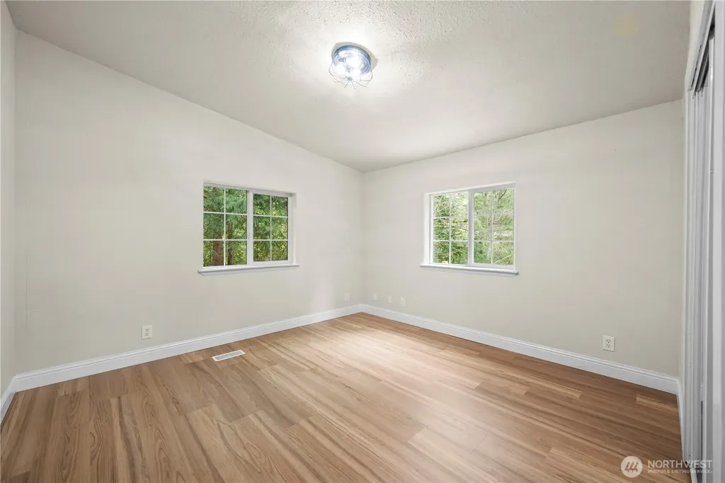 17921 644th Avenue NE Baring WA 98251