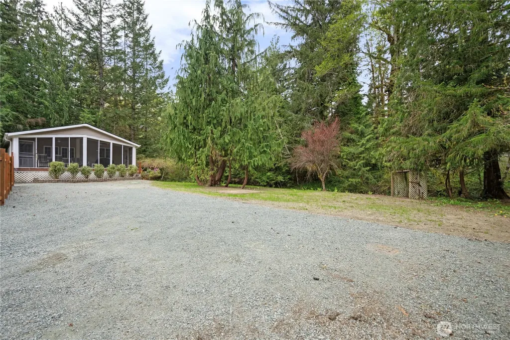 17921 644th Avenue NE Baring WA 98251