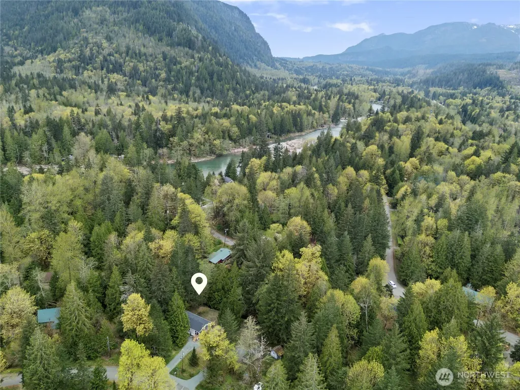 17921 644th Avenue NE Baring WA 98251