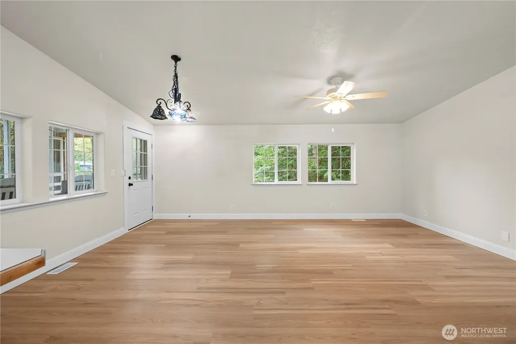 17921 644th Avenue NE Baring WA 98251