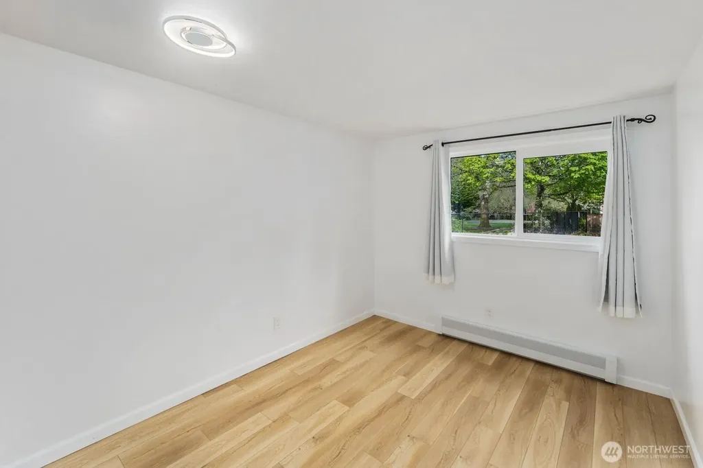 210 SW Clark Street Issaquah WA 98027