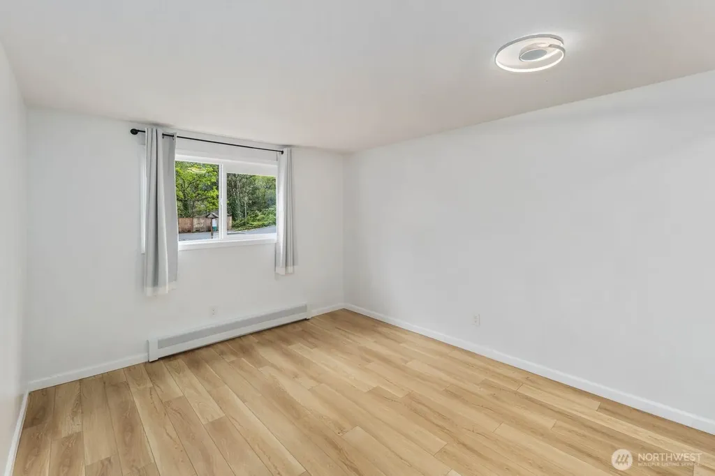210 SW Clark Street Issaquah WA 98027