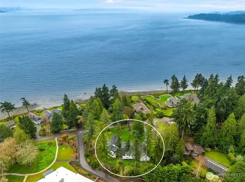 10717 NE Manitou Park Boulevard Bainbridge Island WA 98110