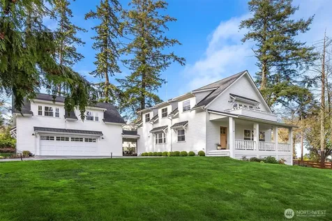 10717 NE Manitou Park Boulevard Bainbridge Island WA 98110